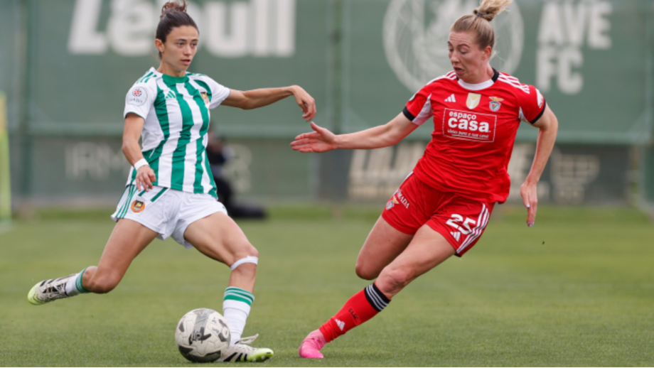 Madalena Contente em duelo com Chandra Davidson