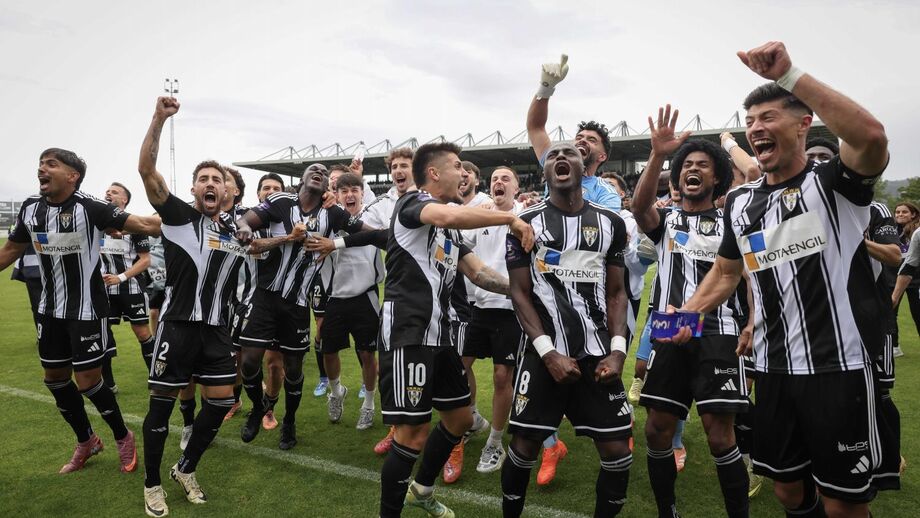 Amarante celebra a subida à 2.ª Liga