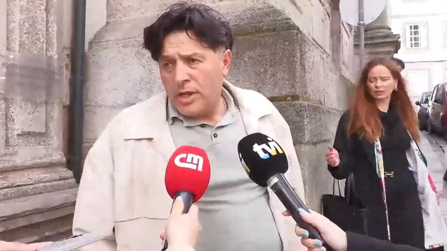 Antigo diretor desportivo falou à saída de tribunal após ser absolvido no caso de recrutamento de jogadores ilegais