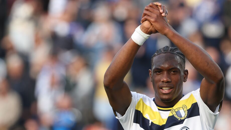 Ibrahima Ba referenciado para reforçar o Sporting, face a possível saída de Diomande
