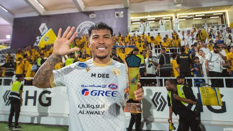 Roger Martínez, jogador colombiano do Al Taawoun