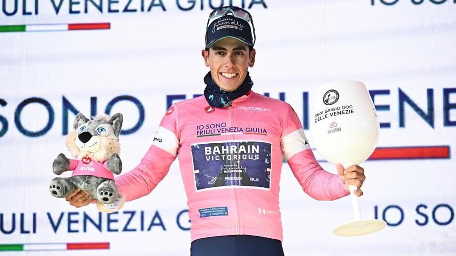 Eulálio conquista a 'maglia' pela Bahrain Victorious no Giro