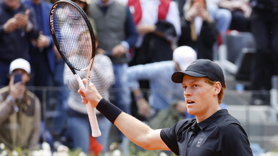 Jannik Sinner nas meias-finais do Masters 1.000 em Roma