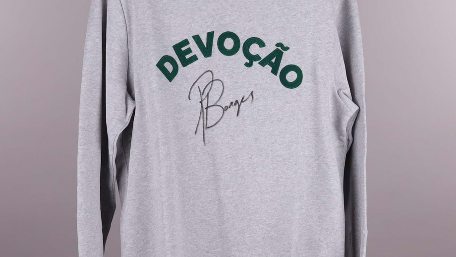 Leilão de camisola "Devoção" de Rui Borges (Sporting) termina esta semana