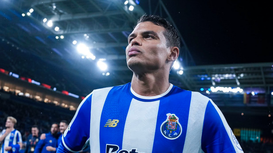 Thiago Silva, defesa-central do FC Porto