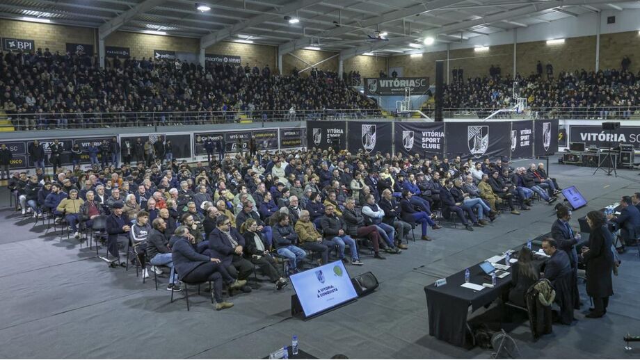 Viriato Sampaio propõe apresentação de contas semestrais do V. Guimarães em AG