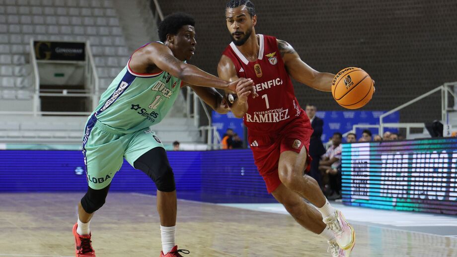 Benfica e Oliveirense defrontam-se nas meias-finais