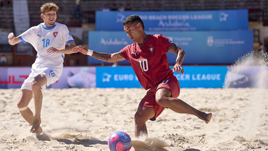Os portugueses dominaram a partida 