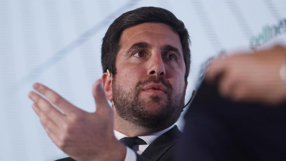 Enrique Riquelme candidata-se à presidência do Real Madrid contra Florentino Pérez