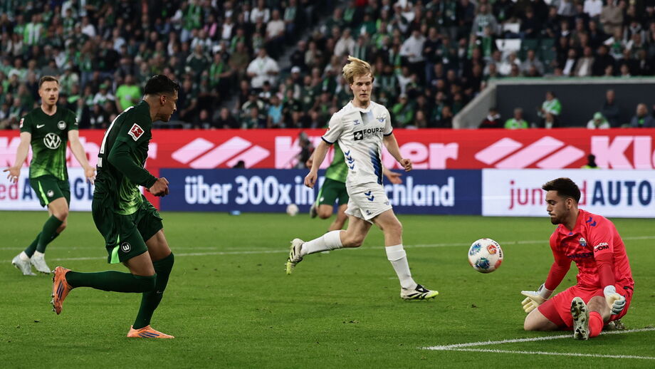 Wolfsburgo e Paderborn defrontam-se no playoff da Bundesliga
