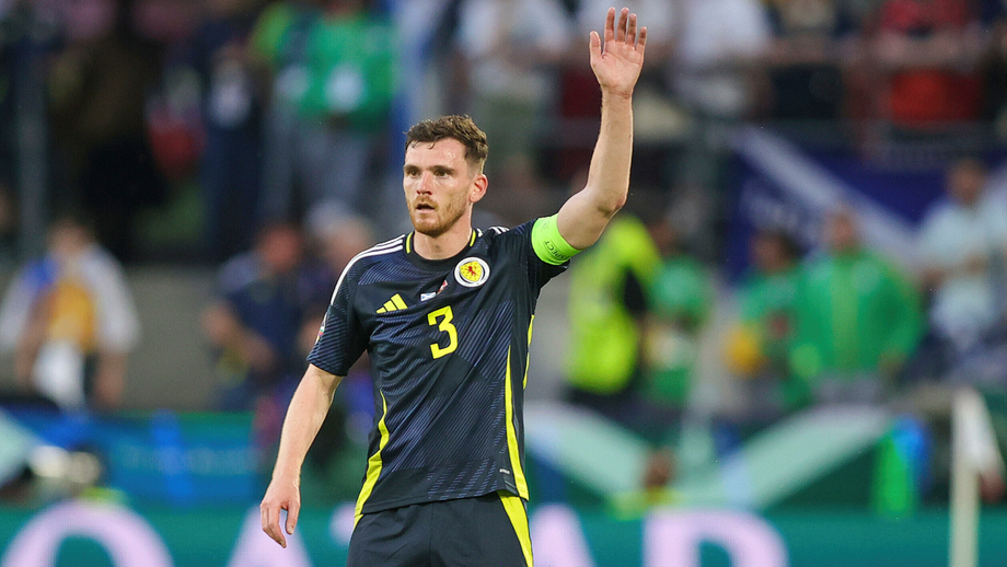 Andy Robertson, capitão da Escócia, entre os convocados para o Mundial'2026