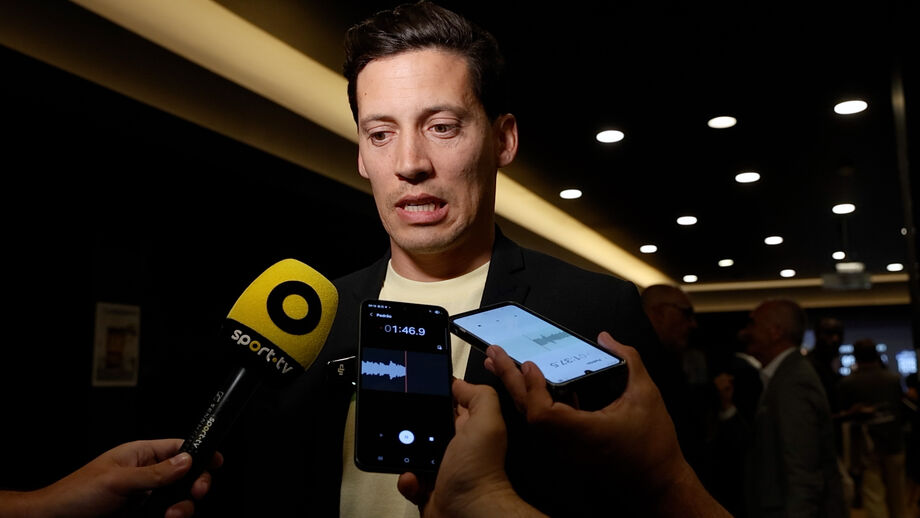 Treinador esteve na apresentação do livro 'Futebol SA'