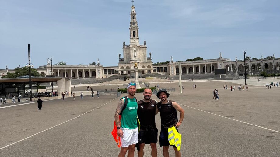 Carlos Alves, Leandro Silva e Kaká em Fátima