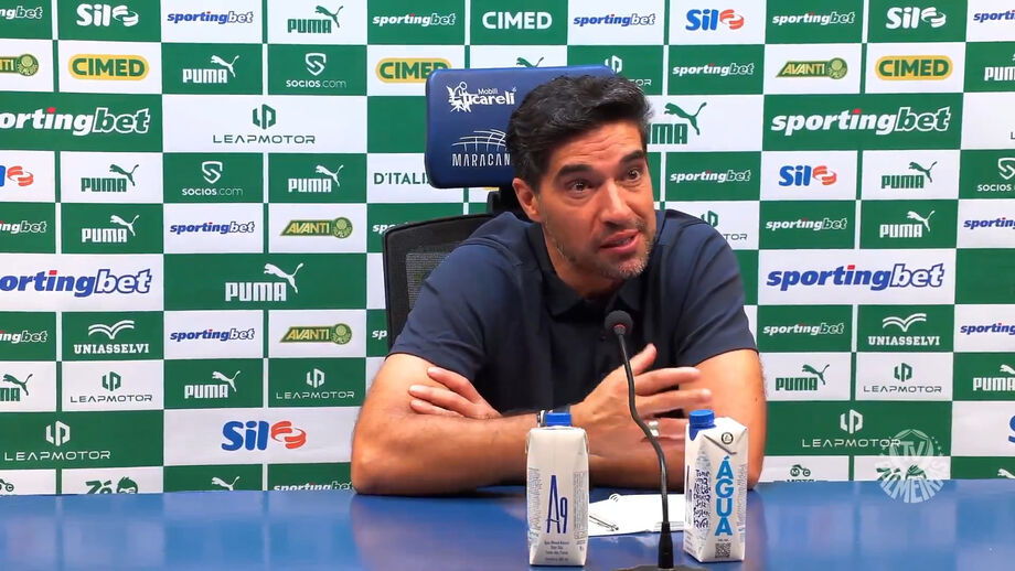 Treinador português sublinha que "quer estar feliz no Palmeiras" e "sentir o carinho e reconhecimento" por parte dos adeptos