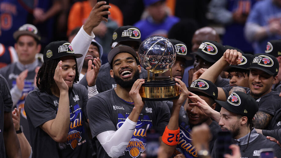 Jogadores dos New York Knicks festejam passagem à fianl do playoff