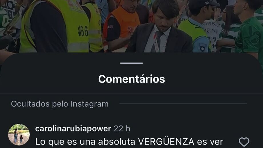 Mulher de Suárez indignada com insultos a mulheres de jogadores