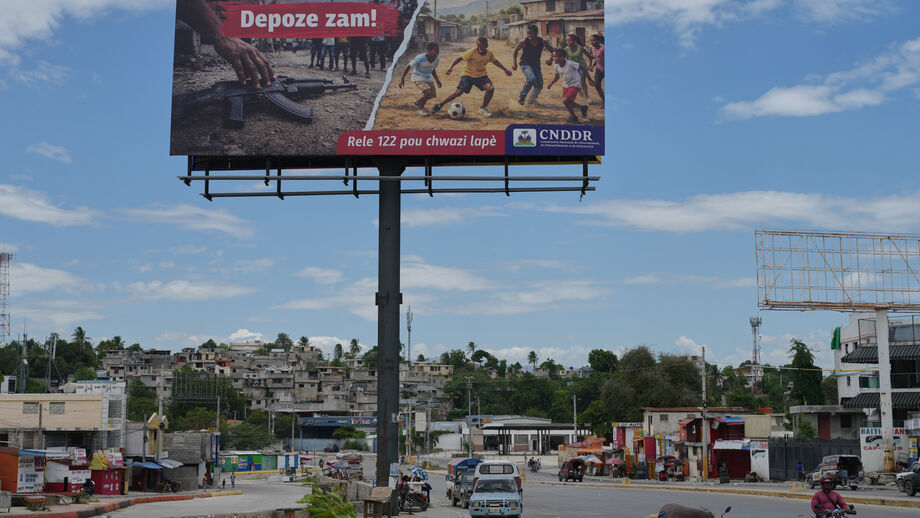 Uma campanha incentiva o desarmamento e a paz no Haiti