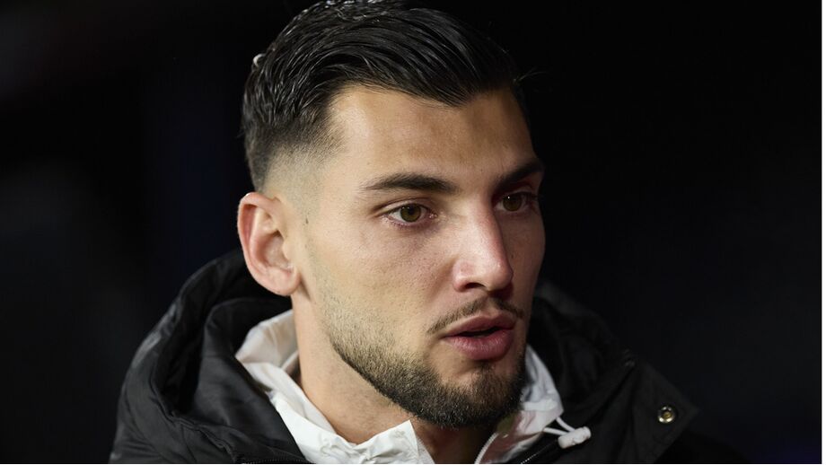 Rafa Mir, futebolista do Elche, acusado de agressão sexual em Valência