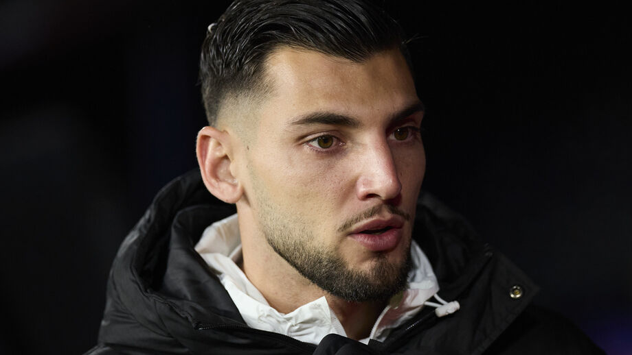 Rafa Mir, futebolista do Elche, acusado de agressão sexual em Valência