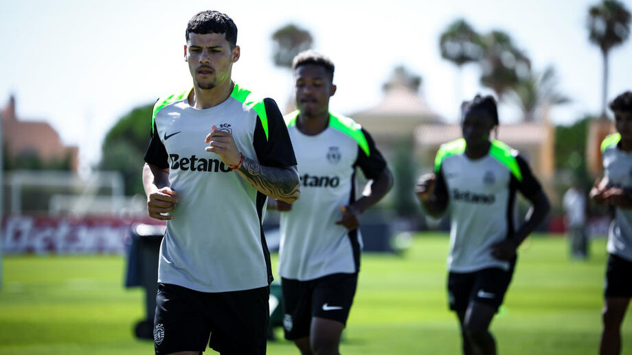 Sporting regressa a Lagos para mais um estágio de pré-temporada