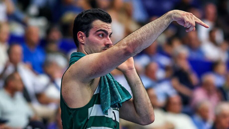 Diogo Ventura, basquetebolista do Sporting