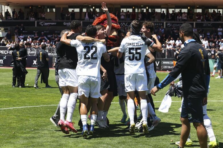 A festa do Ac. Viseu com a subida à 1ª Liga