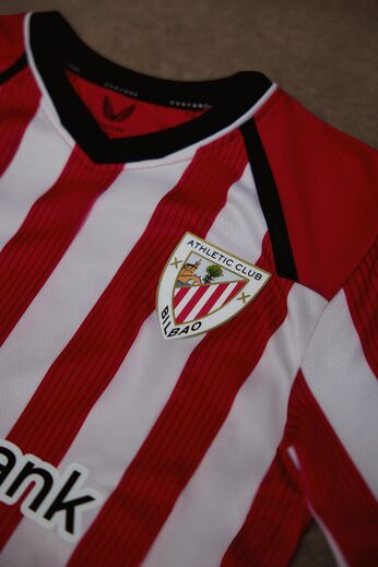 A nova (e polémica) camisola principal do Athletic Bilbao para 2026/27