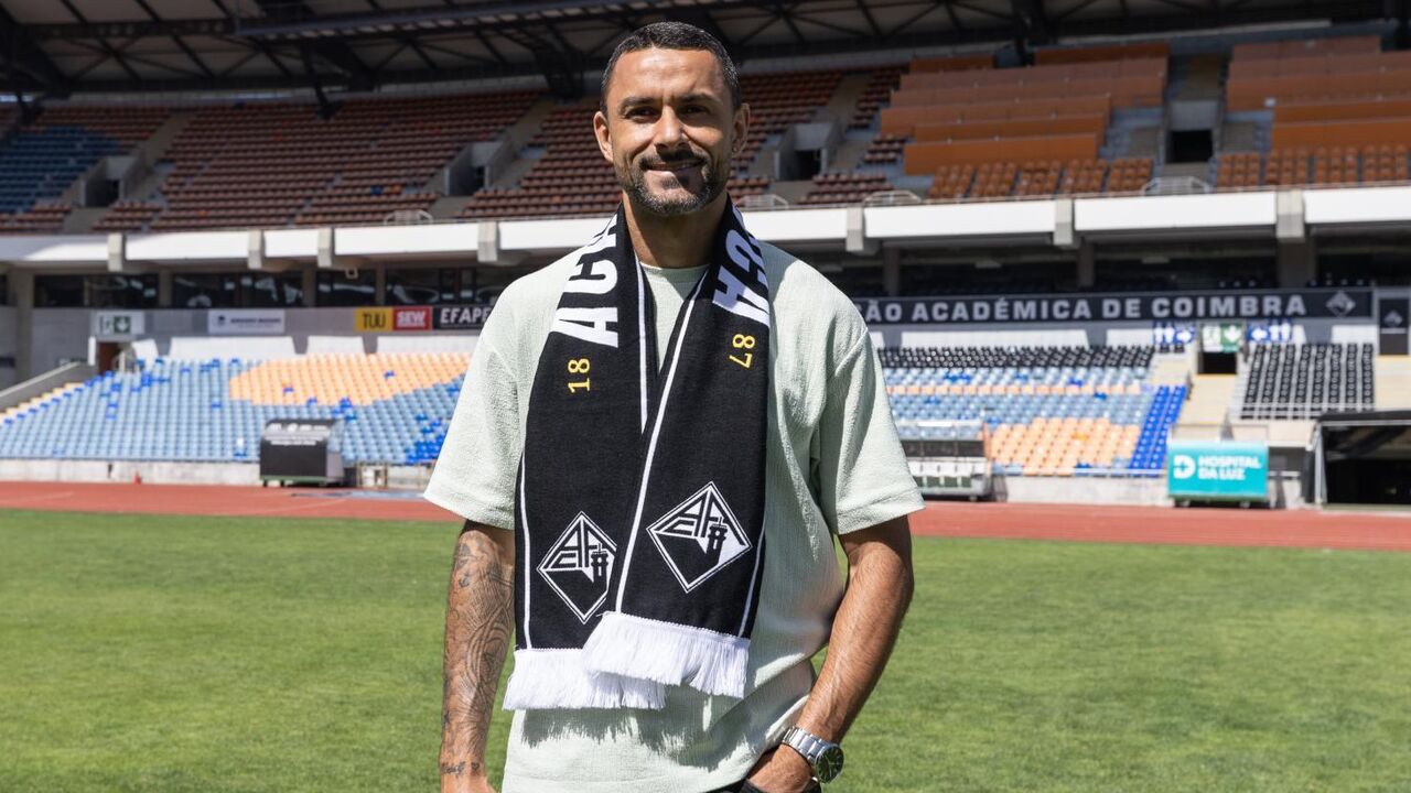 Marcos Paulo renova com a Académica