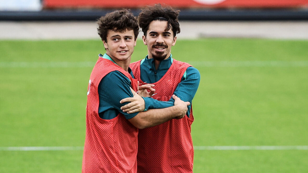 João Neves e Vitinha