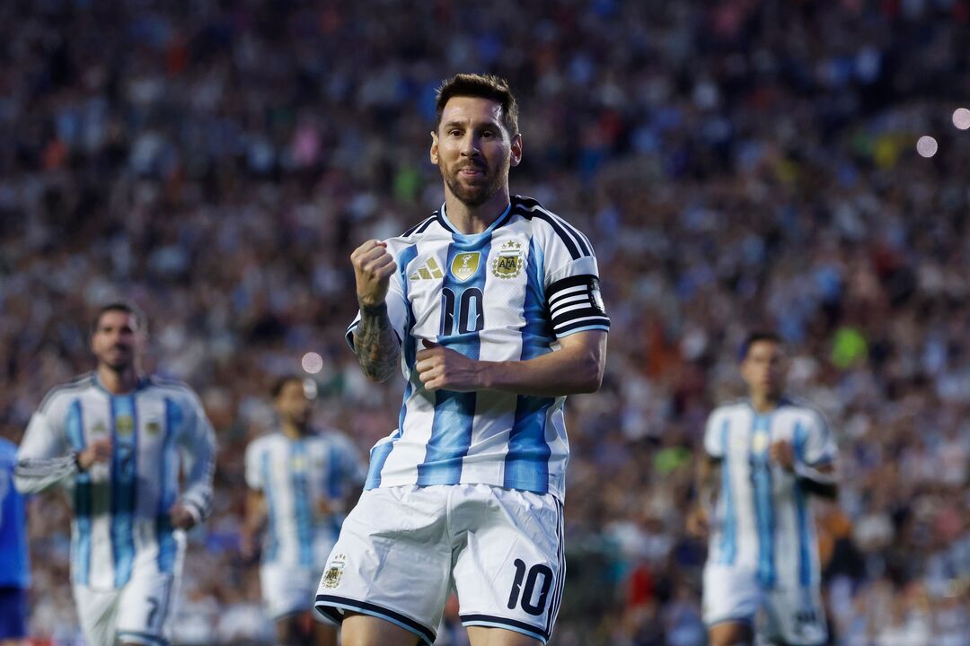Lionel Messi marcou frente à Islândia