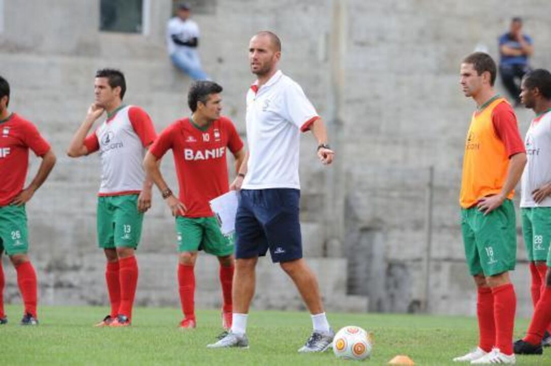 Mitchell van der Gaag quando orientava Luís Olim