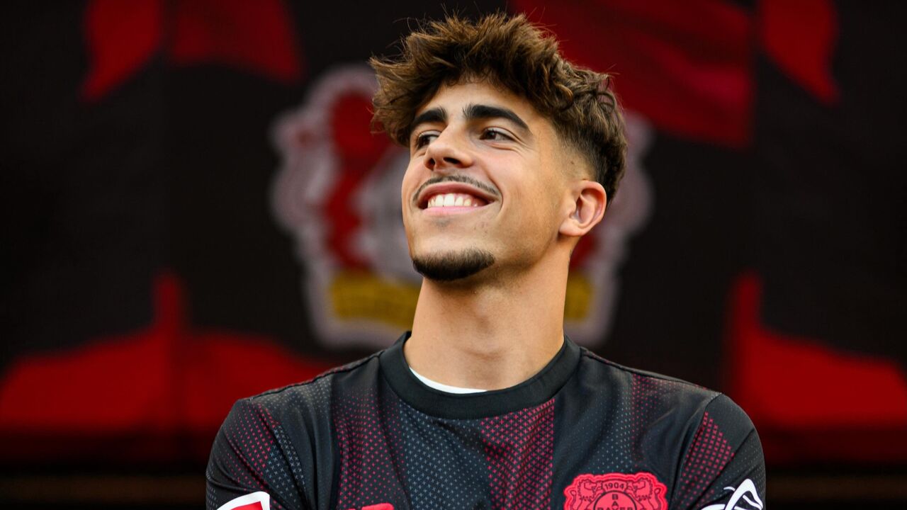 Afonso Moreira com a camisola do Bayer Leverkusen