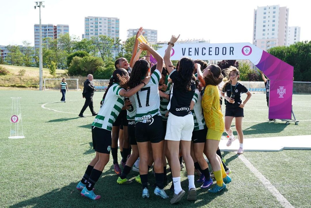 Sporting fem sub 15.jpeg