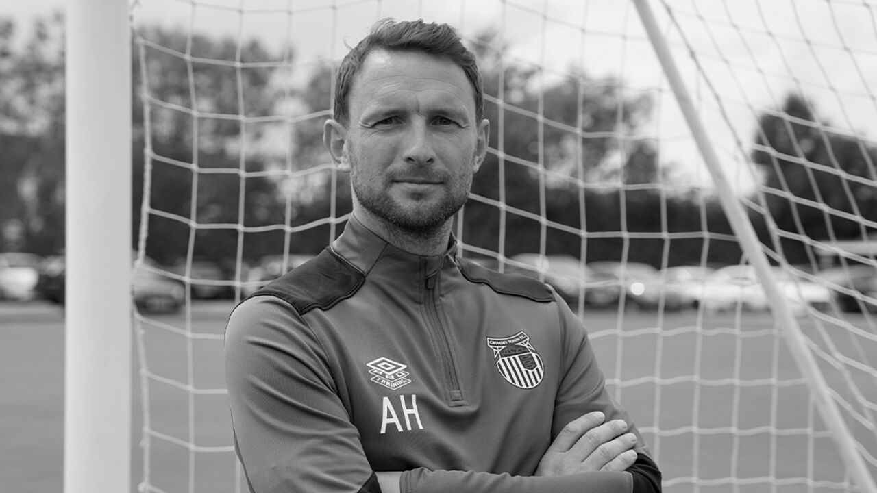 Alex Hughes, filho de Mark Hughes
