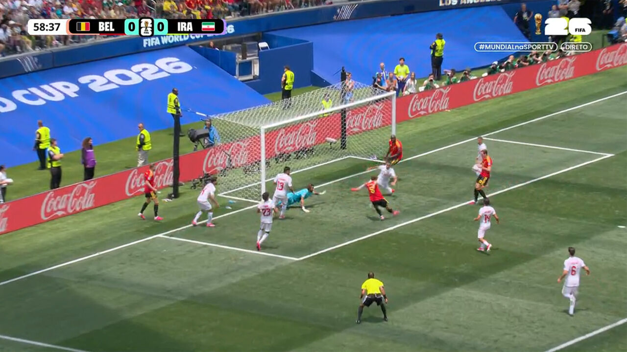 Melhor defesa do Mundial? A parada 'milagrosa' de antigo guarda-redes do Boavista frente à Bélgica