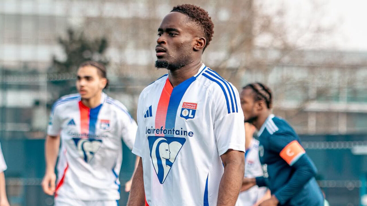 Bryan Meyo chega do Lyon 