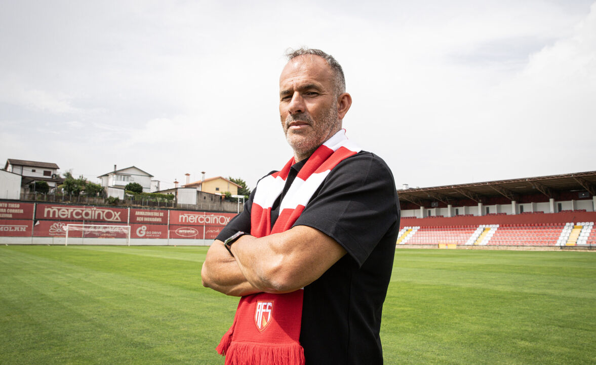 Sérgio Fonseca apresentado como novo treinador do AVS SAD