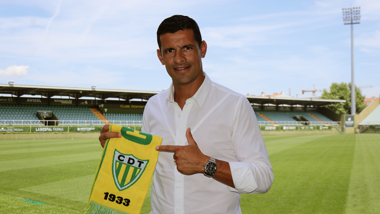 Ricardo Costa apresentado como treinador do Tondela