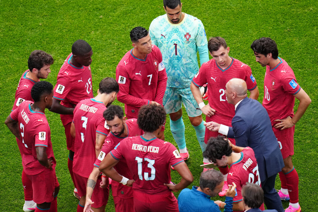 Seleção durante paragem a ouvir Martínez