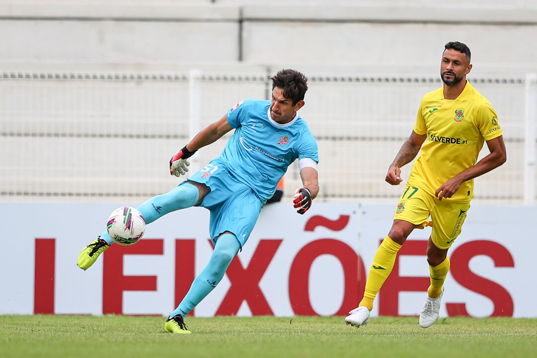 Stefanovic permanece em Leixões