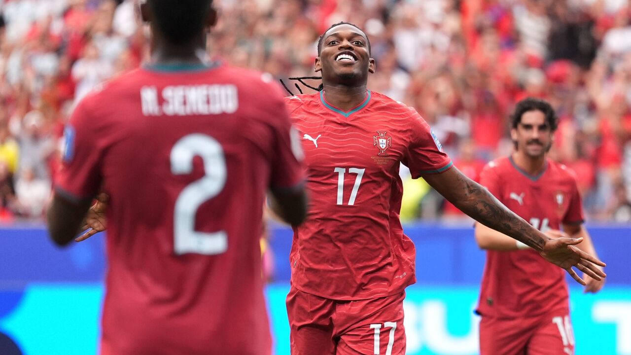 Rafael Leão festeja golo por Portugal no Mundial'2026