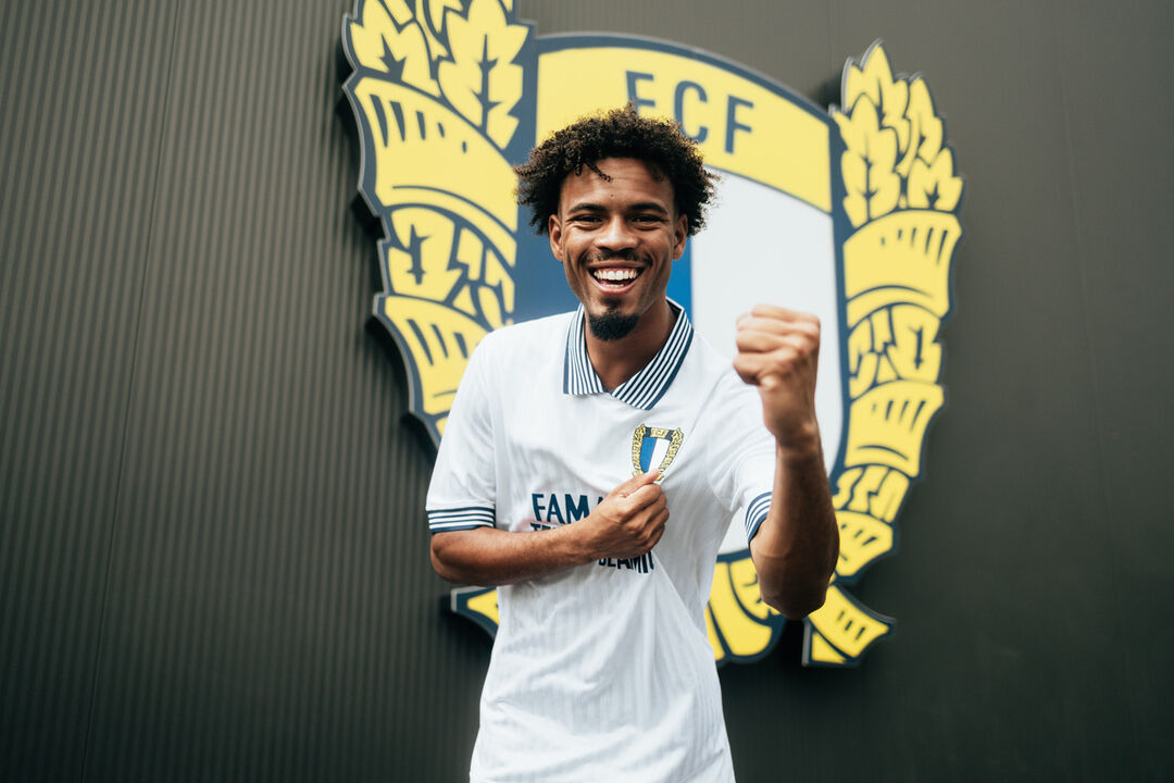 Mathis Jangeal reforça Famalicão