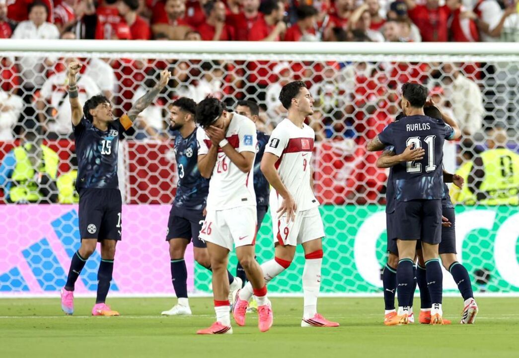 Turcos foram eliminados logo na segunda jornada