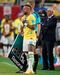 Neymar entram em campo frente à Escócia