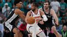 Jalen Brunson em grande destaque no primeiro jogo da final da NBA entre Knicks e Spurs