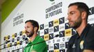 Capitão Diogo Nunes com o técnico Mika