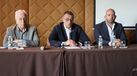 Viriato Sampaio, ao centro, reage aos desfecho das eleições do V. Guimarães