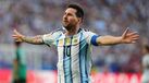 Messi celebra hat trick frente à Argélia