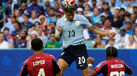 Maxi Araújo foi a grande figura do Uruguai-Cabo Verde