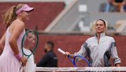 Marta Kostyuk recusou-se a posar com Mirra Andreeva